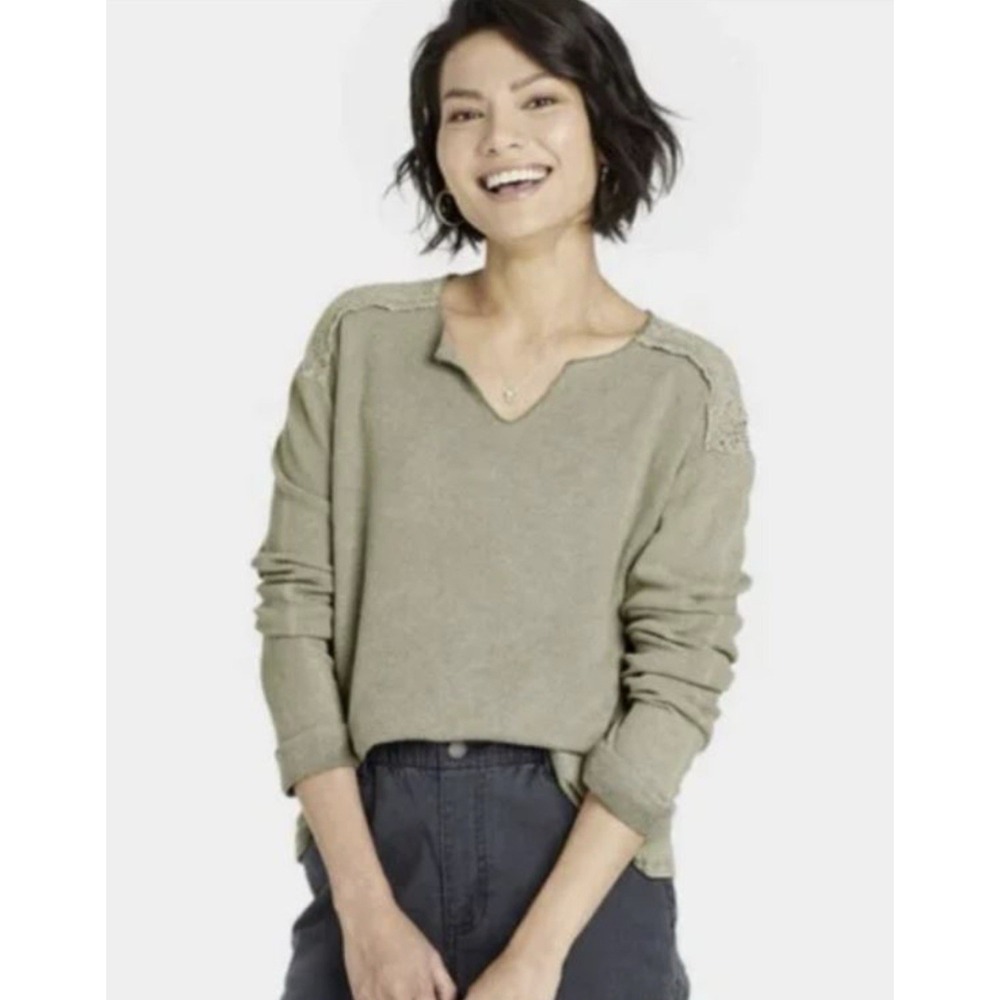 NEW/NWT Knox Rose Sage Green Thermal and Lace Top Size XL